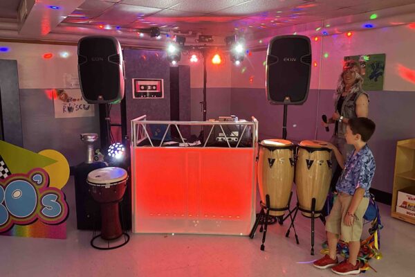 80s party DJ booth orange small